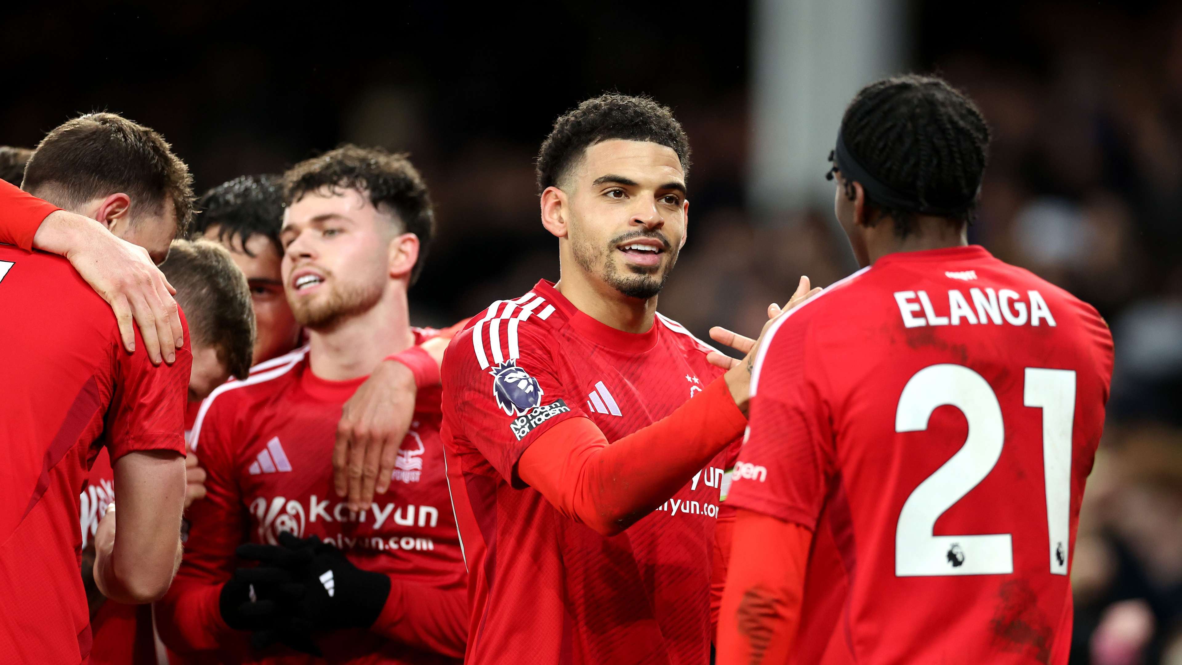 九游娱乐注册入口：刘景扬勇夺田径女子100米栏冠军！